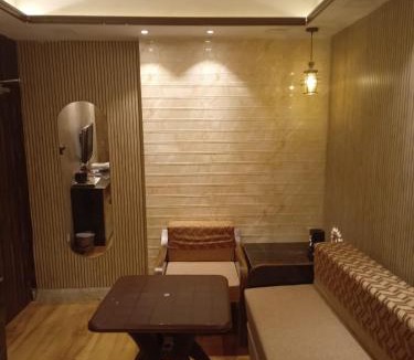 Park Street Apartment | Ostro Inn Studio Apartment