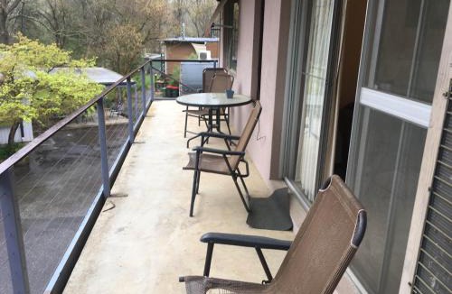 Bright Apartment | Ovensview On Riverside