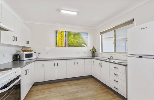 Crescent Head House | OVERLOOKING KILLICK CREEK & THE BEACH