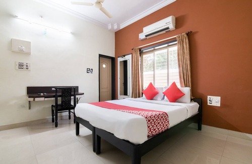 Electronics City Hotel | OYO 12737 JK Residency