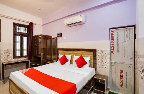 Kalyanpur Hotel | OYO A P palace