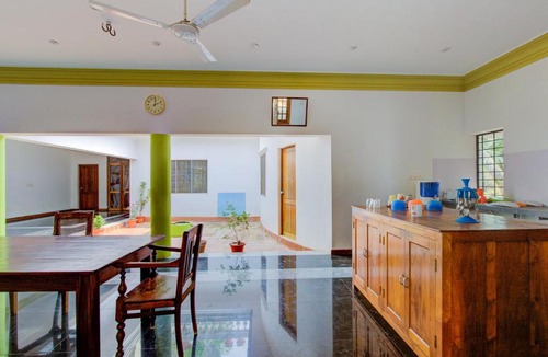 Kuilapalayam House | OYO Home 78061 Shasha Villa