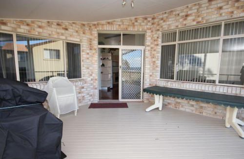 Dunbogan House | Pacific Breeze