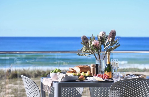 Wooli House | Pacific Dawn on the Beach Two