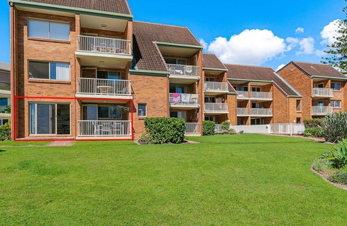Tugun Apartment | Pacific Gables 1 - Absolute Beachfront Tugun - Linen Provided - Min. 3 Night Stays!