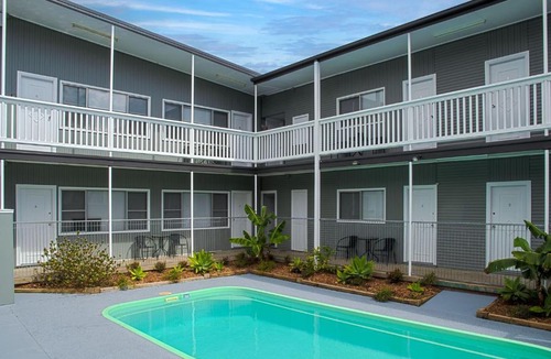 Forster Hotel | Pacific Motel 08