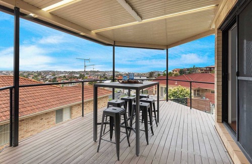 Flinders House | Pacific View - Pet Friendly