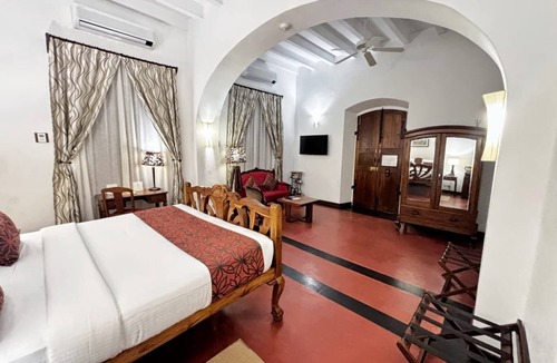 Kalapettai Hotel | Palais de Mahé - Cgh Earth