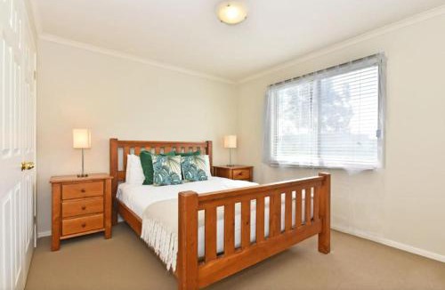 Pokolbin House | Palmers Lane Vineyard Cottage