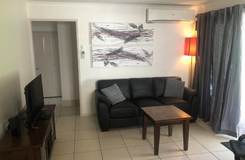 Rainbow Beach House | Palmgrove 2 Rainbow Beach