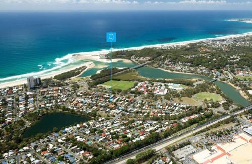 Palm Beach House | Palmy Villa