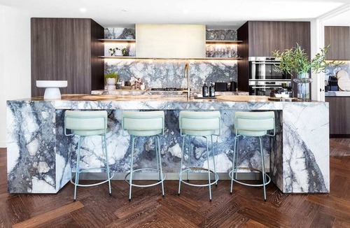 Port Melbourne Apartment | Panoramic Penthouse S