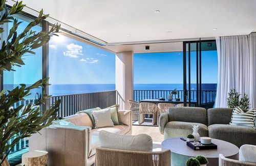 Palm Beach Apartment | Panoramic Penthouse Views