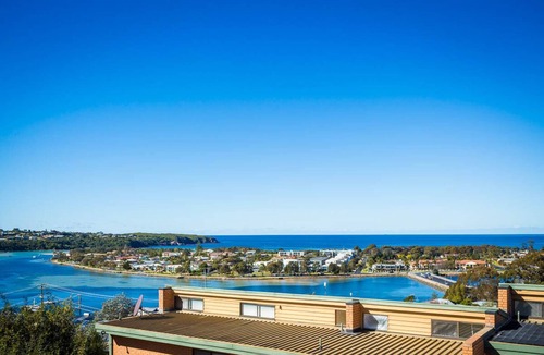 Merimbula Apartment | Panoramic Townhouses (Standard 2 Bedroom Pet Friendly Apartment - 5+ nights