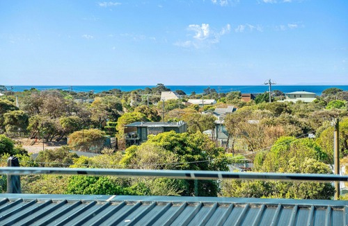 Blairgowrie House | Panoramic Views & Contemporary Style