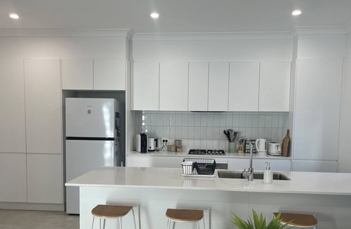 Lake Illawarra House | Paradise Palms Retreat