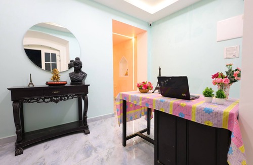 White Town Villa | Park & Explore! 5min to beaches, 8min to food, 350yrs history and more on foot.