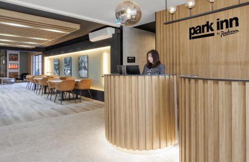 Parkville Hotel | Park Inn by Radisson Melbourne Carlton