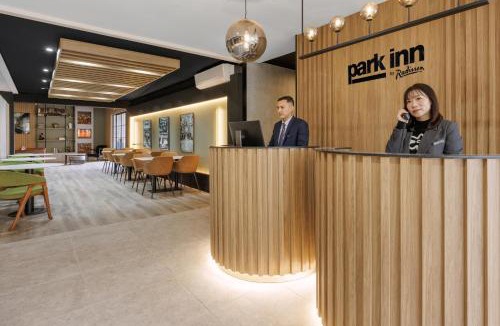 Parkville Hotel | Park Inn by Radisson Melbourne Carlton