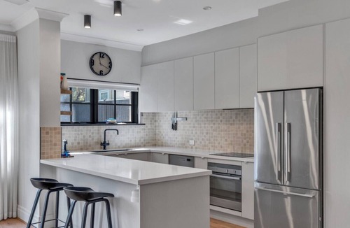 Parkside House | Parkside Haven - 4BR/2.5Bath + EV Charger