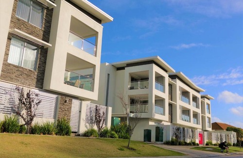 Rockingham Apartment | Parkview Suites 01