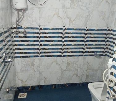 Borivali East Hostel | Patel inn dormitory