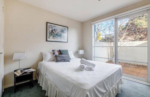 Richmond Apartment | Patio Charm in Buzzing Richmond with Parking