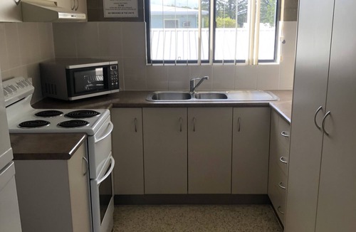 Emu Park Apartment | Pattison Unit 4