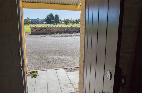 Burra Cottage | Paxton Square Cottages