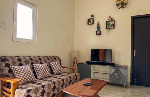 Kalapettai Apartment | Payaringal House