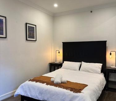Kirribilli Apartment | Peaceful unit facing Sydney Opera House