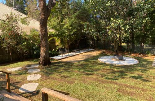 Pearl Beach House | Pearl Beach Semi - 2 min to sand & sea - Lilly