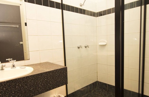 Cessnock Hotel | Peden's Hotel
