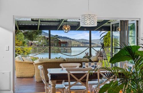 Berriedale House | Pelican Place - absolute waterfront overlooking MoNA