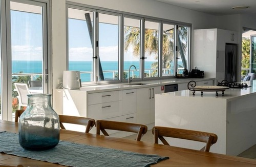 Hamilton Island Villa | Peninsula 4