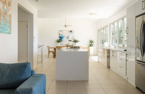 Hamilton Island Villa | Peninsula 4