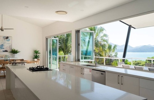 Hamilton Island Villa | Peninsula 4