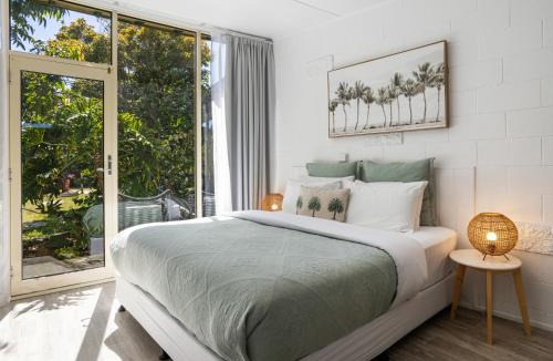 Capel Sound Hotel | Peninsula Beach Motel