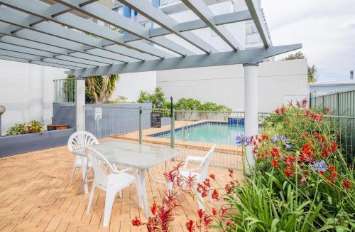 Soldiers Point Apartment | Peninsula Waters 3 Beautiful Air Conditioned Unit with Pool Lift and WI-FI