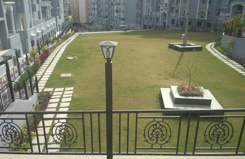 Bullawala Apartment | PENTHOUSE WITH MOUNTAIN VIEW