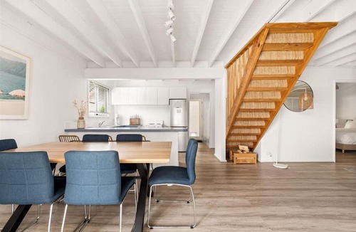 Dunsborough House | Pepper Cottage - Easy Beachside Living Close to Town