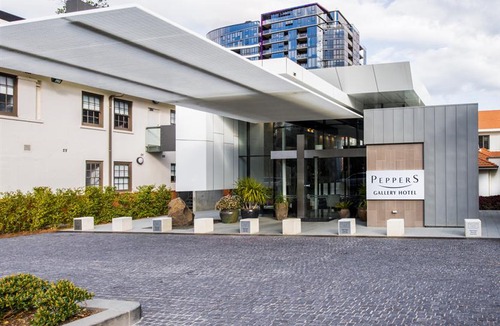 City West Hotel | Peppers Gallery Hotel Canberra