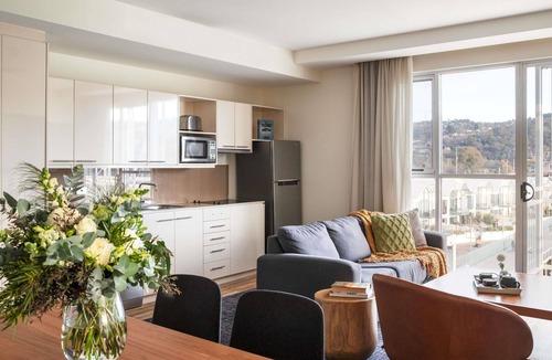 Launceston CBD Hotel | Peppers Seaport Launceston