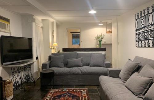 Upper Wakefield House | Peppertree Cottage in a beautiful Rural Setting