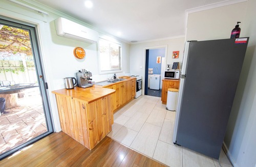 Middleton Cabin | Perfect 3-bed Higgins Surf Shack@the park by the Point in enchanting Middleton