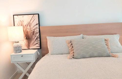Fortitude Valley Apartment | Perfect short term stay in Brissy Cozy & Relax