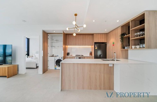 Perth Central Business District Apartment | Perth Luxury Apartment with Pool & Gym Modern Living in the City Centre