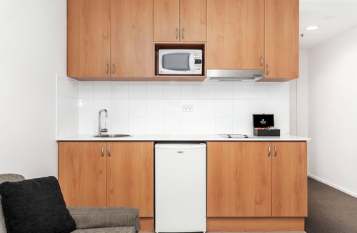 Perth Central Business District Apartment | Perth's Premier King Deluxe