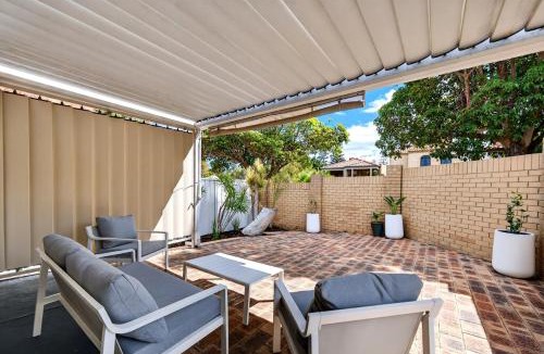 Cottesloe House | PERTH7 - The Courtyard Nook