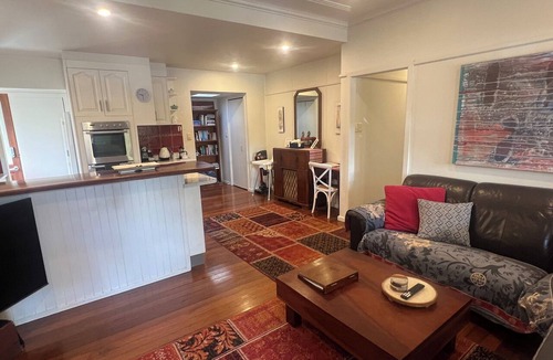 Byron Bay House | Pet-Friendly Byron Bay | Walk to Town & Beach